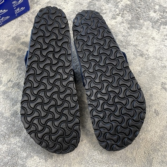 NIB Birkenstock Medina Thong Sandals Navy Blue Unisex Sz 11 Men 13 Women - Picture 11 of 14